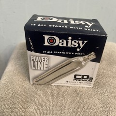 90 COUNT Daisy Outdoor Products 7015 Powerline12 Grams CO2 Cartridges 997015-611