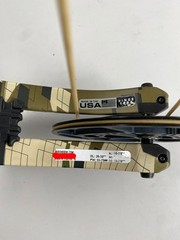 Bear Archery Right-Handed 55-70 Draw Weight Redeem Compound Bow – Emerge 2.0
