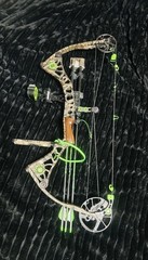 Mathews DXT Compound Bow RH 60/29 In Great Condition See Description