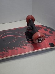 TONY HAWK SIGNATURE SERIES SKATEBOARD 31 Inches Red Black