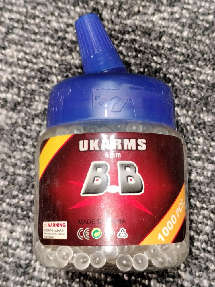 UK Arms Glow In The Dark 6mm BBs ammo air soft gun – 1000 Rounds – Bottle