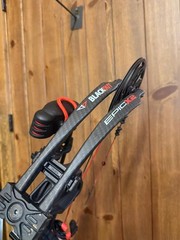NICE Blackout Epic X2 55-70lbs 26-30″ Black Hunting Bow PAckage FULL KIT RTH