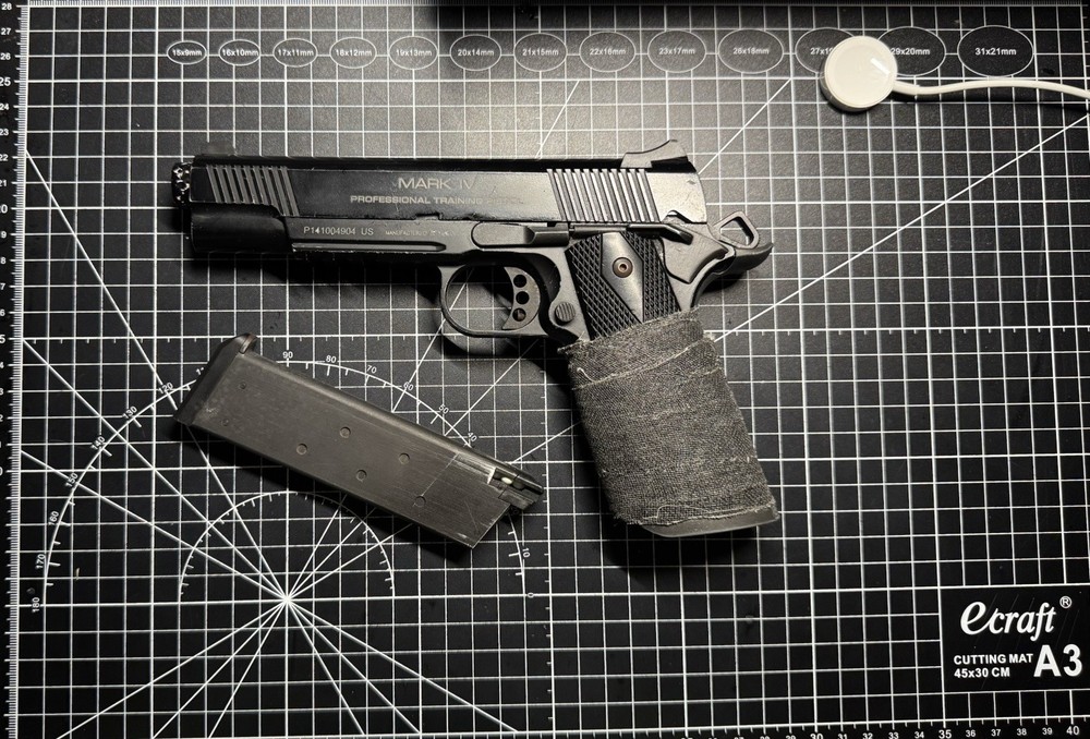 KWA Mark IV Professional Training Pistol Full Metal With Magazine