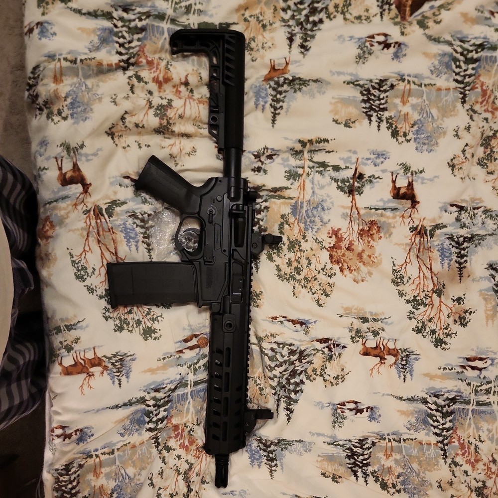 Factory Refurbished Umarex StrikeForce 4.5MM CO2 Full Auto BB Gun Carbine