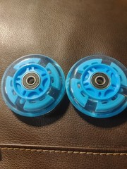 New! 2 Pack 80mm Blue Flashing Rear Wheels Kick Push Scooter Skates Luggage