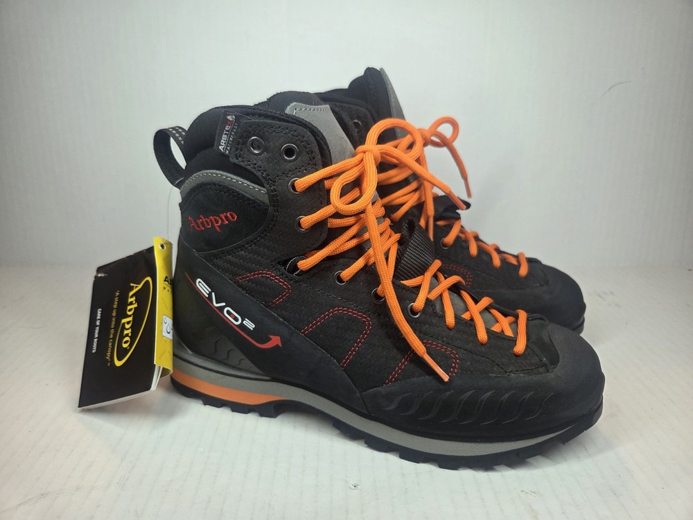 Arb Pro EVO 2 Climbing Boots Water Resistant AP-SHEVO040 7.5 Black New With Tags