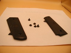 Black Ops Air Pistol – Grips Plastic w/ Screws