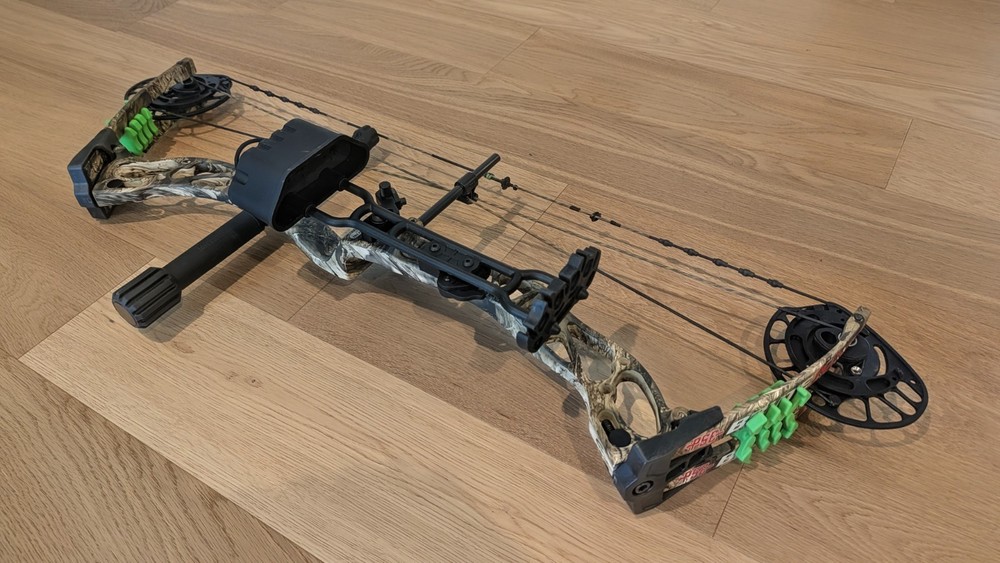 PSE Brute NXT Compound Bow Package Camo Rest Quiver RH