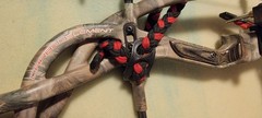 Hoyt Carbon Element RKT Compound Bow 60-70 lbs 24.5-30 in Camo Right Hand 32 in