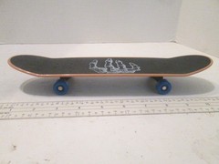 Braille Skateboarding Hand Board 11″ Long Few Scratches on Bottom Normal Use