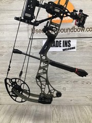 Used Mathews Lift X 29.5 Right Hand Ambush Green 26.5″/70# Package