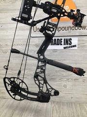 Used Mathews Lift X 29.5 Right Hand Shale Riser/Black Limbs 28/70 Package