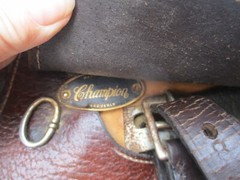 16.5» medium champion leather CC JUMP ENGLISH SADDLE w LEATHERS & D’ANGLE IRONS