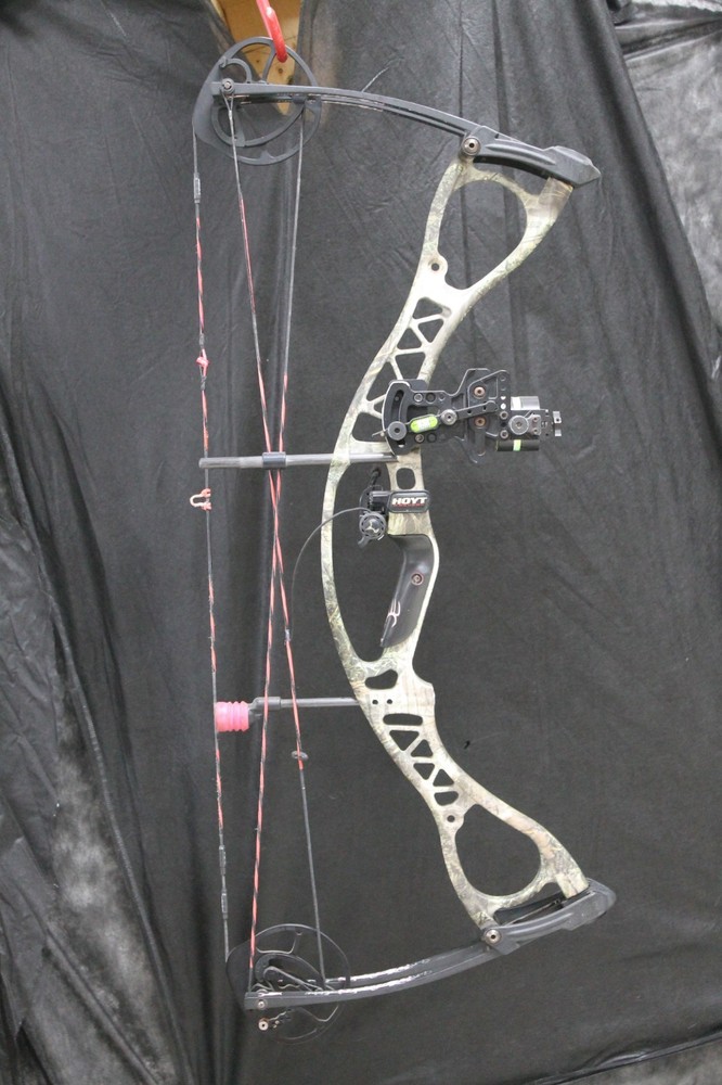 Hoyt Charger Vicxen – RH – 27″ – 40# – Advantage Max-1 – Hoyt HDX – HHA Sight