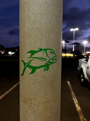 Handmade Fishing Vinyl Decal – Ulua / Giant Trevally 5 x 3.5″, 9 Color Choices!
