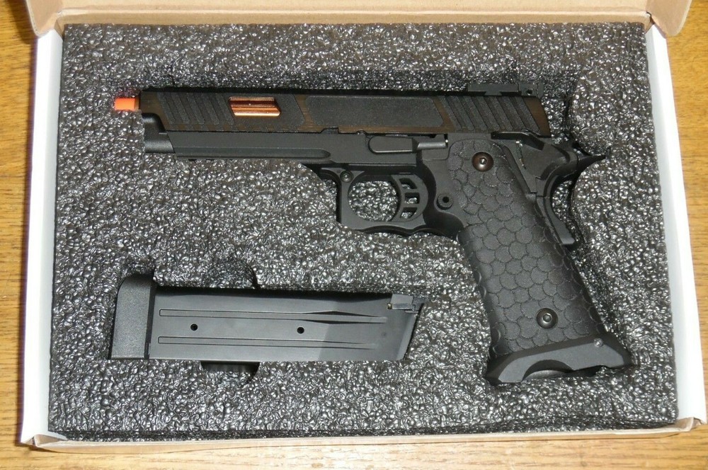 Krown Land Classic Army Dual Power L-19051 KL-CAPA Baba Yaga CO2 Airsoft Pistol