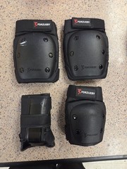 FORZUEBY HJ-HB1 Knee & Elbow Pad Set, Size M, Black w/ Carry Bag