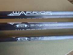 Gold Tip Warrior 500 Arrows, Set Of 6 With Arrow Tube Red Blue Carbon