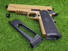 Sig Sauer 1911 Emperor Scorpion .177 BB Air Gun ⭐BUNDLE⭐ w/ Extra Magazine & CO2