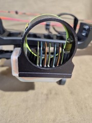 ATHENS ACCOMPLICE 34 BOW W/ BLACK GOLD 7 PIN SIGHT VAPOR TRAIL REST A (293192-1)