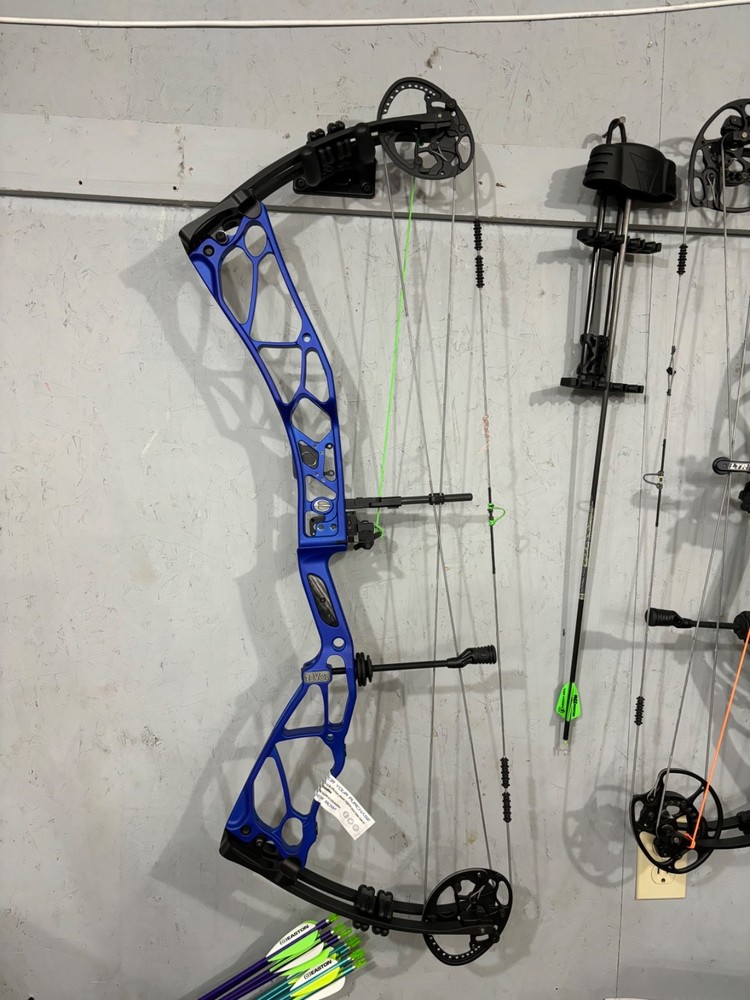 Cobalt blue elite revol xl 50/60 and 60/70lbs