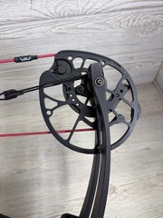 Hoyt RX-9 SD Left Handed 40-50lbs 23″-27″ Black Bow