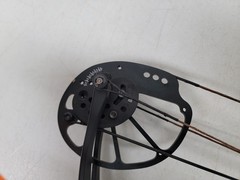 Bear Archery Vast Right Hand Compound Bow – God’s Country Camo