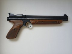 VINTAGE CROSMAN 1377 AMERICAN CLASSIC .177 CAL MULTI-PUMP PNEUMATIC AIR PISTOL