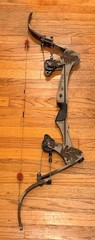 ONEIDA EAGLE RIGHT HAND COMPOUND RECURVE HUNTING BOW DEER HUNT BOW FISH