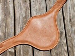 Devoucoux Light Brown Padded Belly Guard Stud Jump Girth – 50″-125cm – NWOT