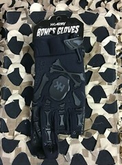 NEW MEDIUM HK Army Bones Paintball Gloves – Black/Black