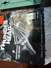10 BEMAN ICS 400 VENTURE CARBON ARROWS WITH VANES,TIPS/BROADHEADS FOR BOWHUNTING