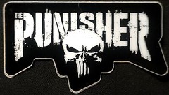 PUNISHER STICKER «SKULL» 3/8 X 1 7/8″ GLOSSY THICK WATERPROOF OUTDOOR USE