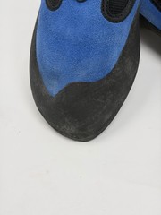 La Sportiva Cobra Climbing Shoes Blue Black Slip On US 7 EU 39.5 Rock Climbing