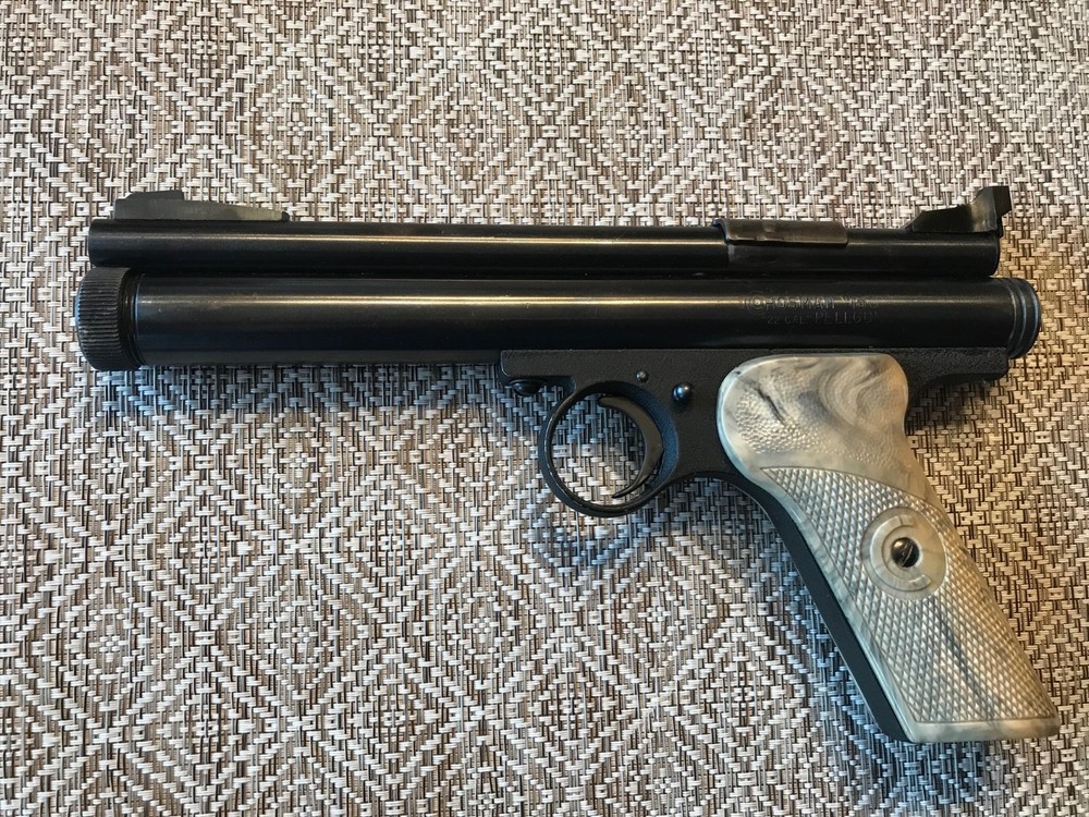Vintage Crosman Model 150 Pellgun, .22 Cal Co2 Air Pistol, Box, Original Receipt