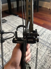 Mathew’s V3 31-29.5 inch draw length- 65# and 75# switch weight mods included