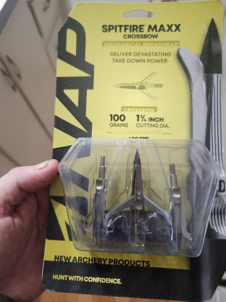 NAP Spitfire Maxx 100 Grain Crossbow Broadheads 4-Pack 1.75″ Cut Hunting Arrows