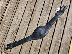 Devoucoux Black/Black Padded Anatomic English Jumper Girth – 52″/130cm – NWT!