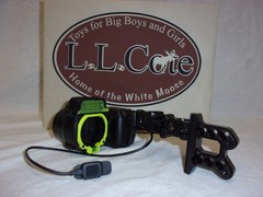 Garmin Xero A1 Bow Sight 2″ Auto-Ranging w/ LEDs, Right-Handed 010-01781-00