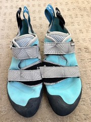 Scarpa Origin Women’s Size 8.5 Black/Teal Strap Rock Climbing Shoes