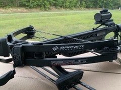 Barnett Recruit Compound Crossbow 140lbs Draw 300fps Black 34.25in NEW