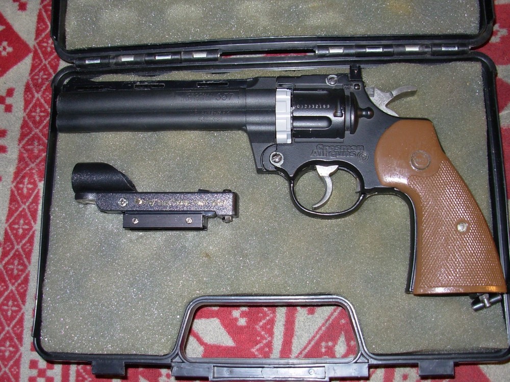 CROSSMAN AIRGUN VINTAGE 90S CO2 AIR PISTOL PELLET BB GUN 357 GOOD CONDITION