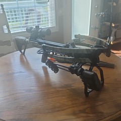 CenterPoint CP400 Hellcat Camo Crossbow 400fps 200lb w/ 3×32 Scope & Bolts