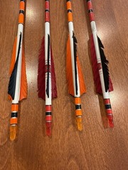 Lot Of 4 Black Eagle “Vintage” Fletched/Crested Wooden Arrows – Gently Used