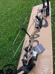 Bowtech Carbon One X RH Custom Order Tan Riser Black Limbs 70# w/Punisher Decals
