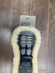 NEW Dressage Girth Sheepskin Size 30″ (75 cm) Black Leather.