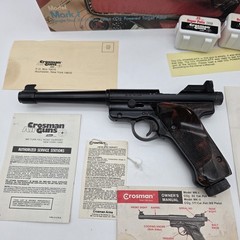 Vintage Crosman MARK I Single Shot .22 Caliber Pellet CO2 Target Pistol w/box