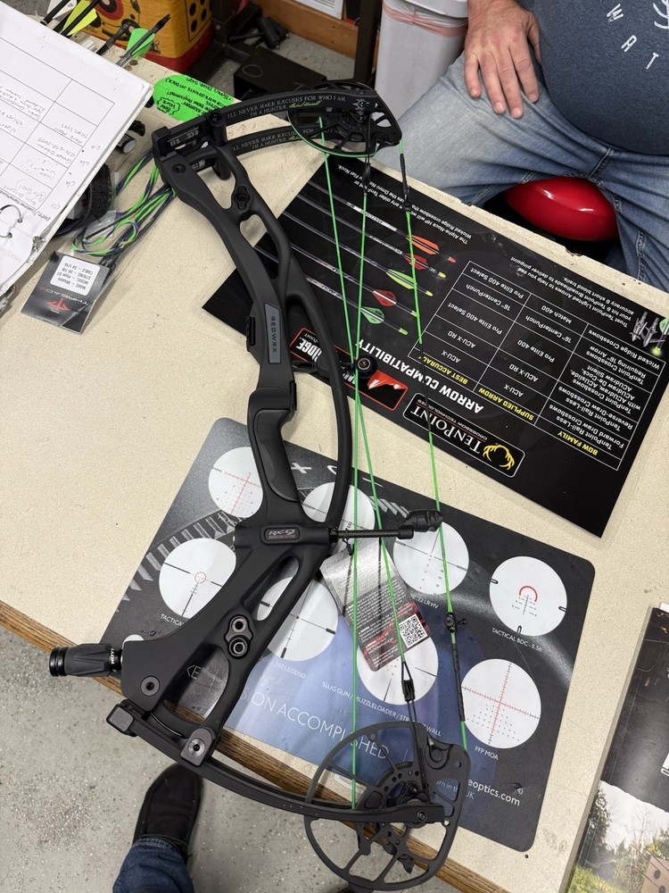 Hoyt Rx9 Bone Collector Edition 55-65lb And 28.25-29