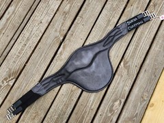CWD Black/Pink Sport Color Anatomic Stud Belly Guard Jump Girth 50″/125cm NWOT