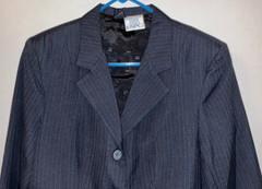 WOMENS 14 DEVON-AIRE CONCOUR ELITE NAVY PINSTRIPE ENGLISH HUNT COAT